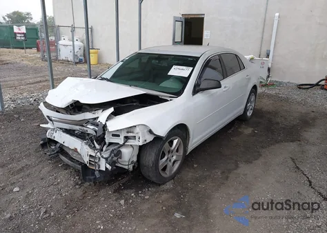 2011 Chevrolet Malibu Ls z USA, uszkodzony, nr VIN 1G1ZB5E12BF235377